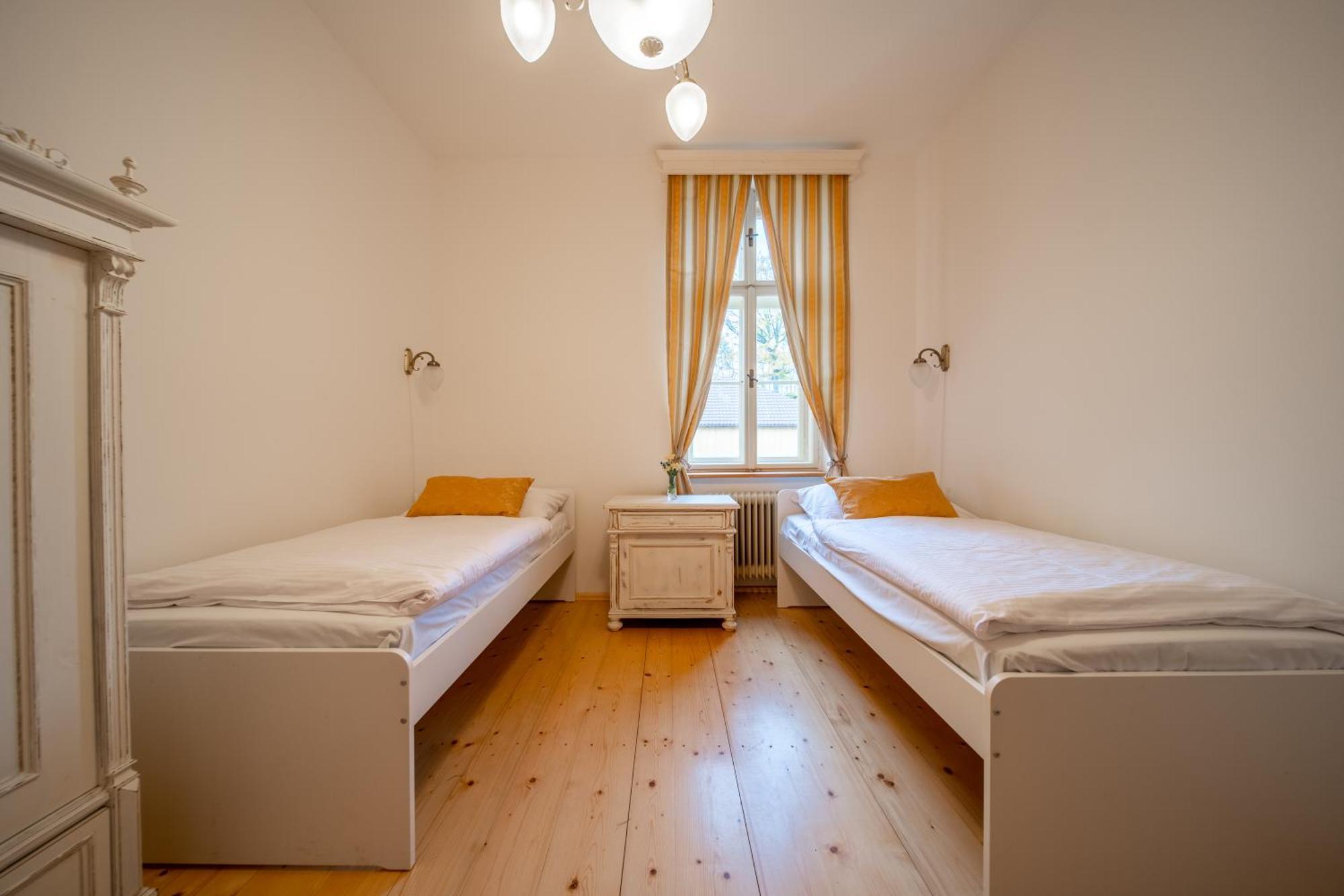 Zamecek Waldsteinovo Zatisi Hotel Svatoslav Exterior foto